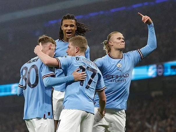 Dự đoán kết quả vòng 25 Ngoại hạng Anh: Arsenal và Man City cùng thắng, Liverpool lại mất điểm