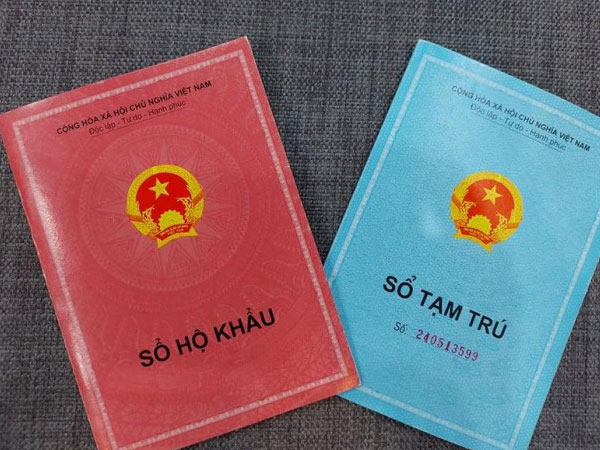 Thủ tướng: Không được yêu cầu người dân xuất trình sổ hộ khẩu khi làm thủ tục hành chính