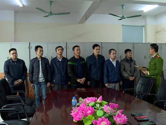 Khởi tố 2 giám đốc trung tâm đăng kiểm ở Hưng Yên cùng 5 đồng phạm
