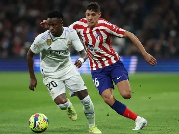 HLV Ancelotti: 'Real Madrid chưa từ bỏ cuộc đua La Liga'