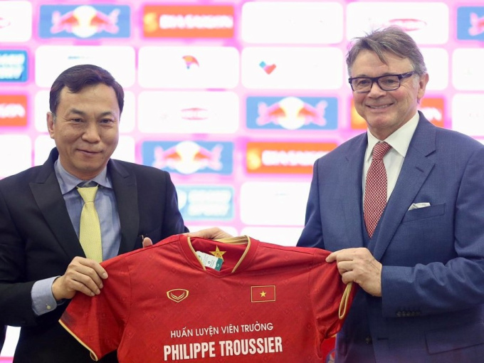 HLV Troussier: Mục tiêu World Cup là lý do tôi nhận lời tuyển Việt Nam