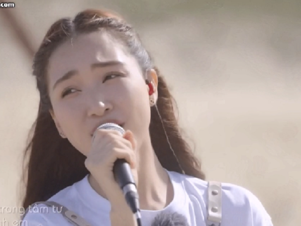 Hòa Minzy tiếp tục gây tranh cãi khi cover, netizen than thở: 'Điệu và sến quá. Giọng bị hỏng rồi hả?'