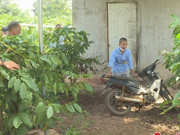Chém chết chú họ vì 200 ngàn đồng