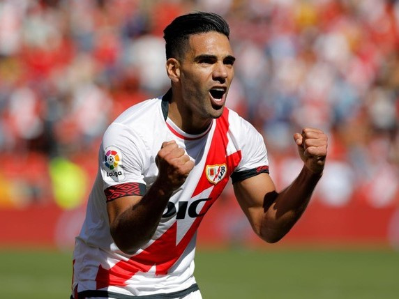 ‘Mãnh hổ’ Falcao trên đường đến Đông Nam Á chơi bóng
