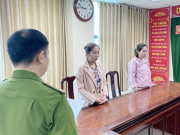 Khởi tố 2 nhân viên Bệnh viện Đa khoa Cần Thơ liên quan đến Việt Á: Mua 'nước lọc' thay hóa chất
