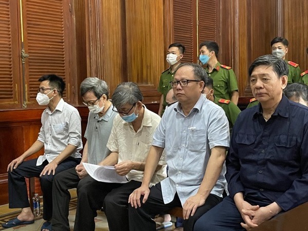 Xử phúc thẩm vụ án Tất Thành Cang bán rẻ đất công