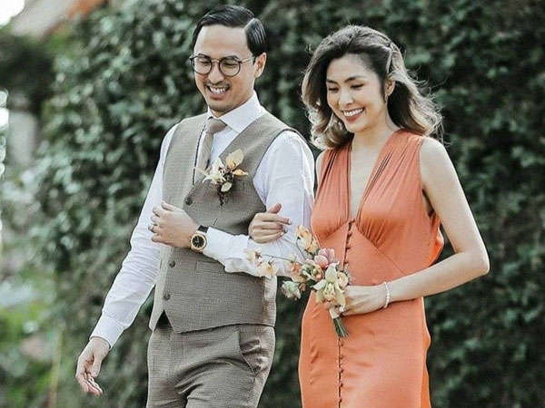 Rũ bỏ hình ảnh cặp đôi nghiêm túc, Tăng Thanh Hà và chồng nhảy trong đám cưới gây sốt mạng xã hội