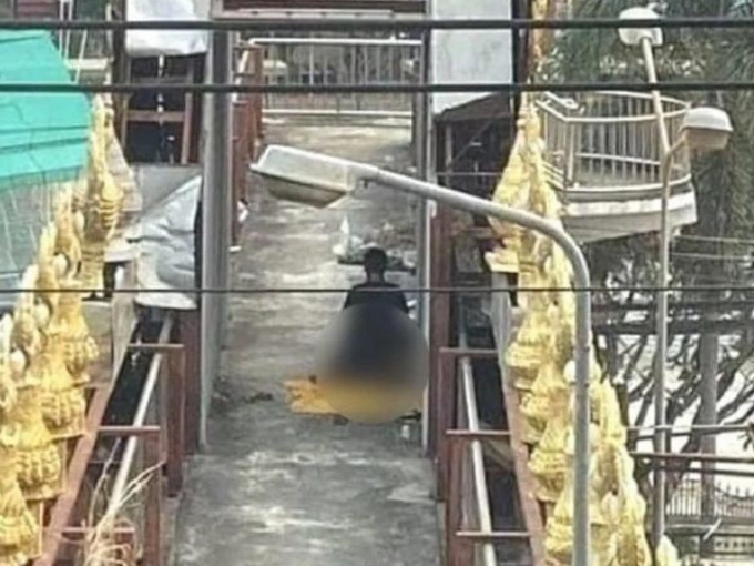 Ân ái trên cầu vượt giữa ban ngày, hai người đàn ông cùng một người phụ nữ phải trả giá thích đáng