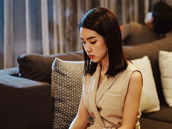 Chồng khát nên 'đi xin nước' bên nhà cô hàng xóm độc thân và hành động không người vợ nào muốn thấy