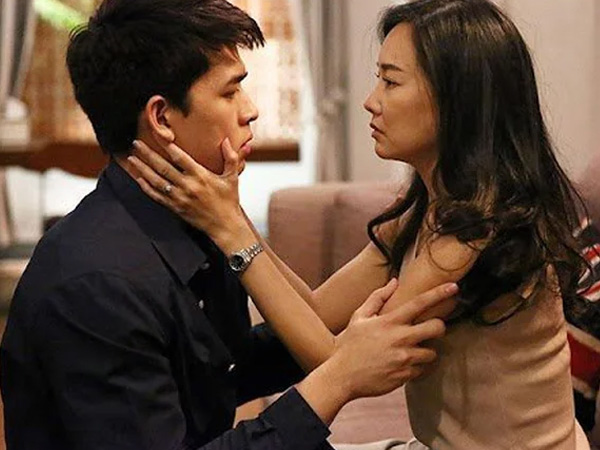 Ngậm ngùi rút đơn ly hôn vì bát cháo lòng