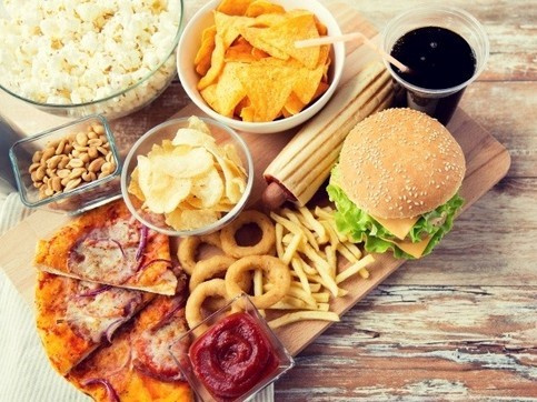 Những thực phẩm ‘tàn phá’ tuổi thọ, khiến bạn lão hóa nhanh khủng khiếp