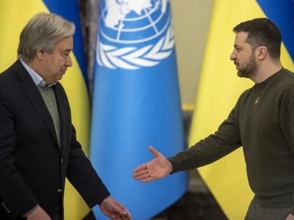 Tổng thư ký Liên Hợp Quốc thăm Kiev, gặp Tổng thống Ukraine Zelensky