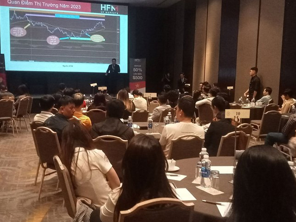 Sàn forex vẫn hoạt động rầm rộ