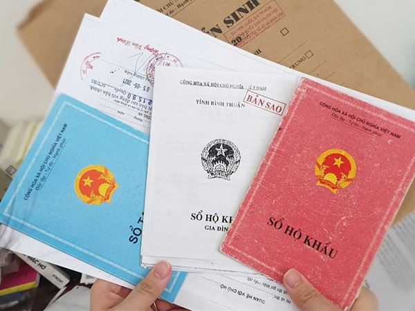 Bỏ sổ hộ khẩu giấy: Hà Nội sẽ xử lý cán bộ tự ý đặt ra thủ tục hành chính không đúng quy định