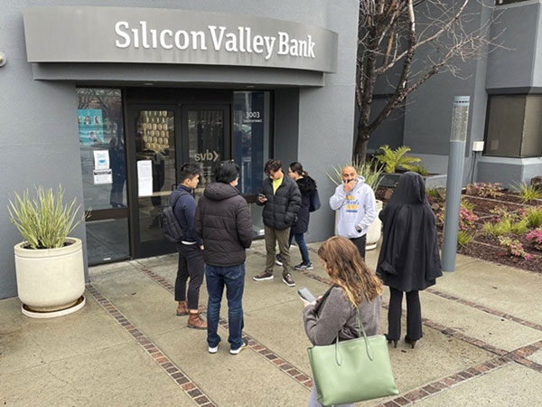 Silicon Valley Bank sụp đổ, lo ngại Lehman Brothers thứ 2?