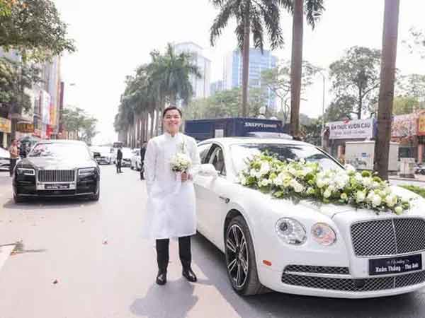 Mãn nhãn với đám cưới quy tụ dàn siêu xe trăm tỷ tại Hà Nội, gia thế khủng của nhà trai khiến dân tình không khỏi trầm trồ