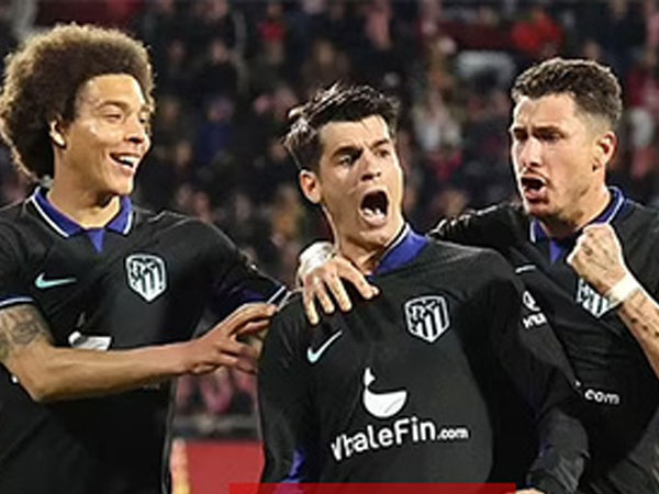 Morata giúp Atletico thắng nghẹt thở phút bù giờ