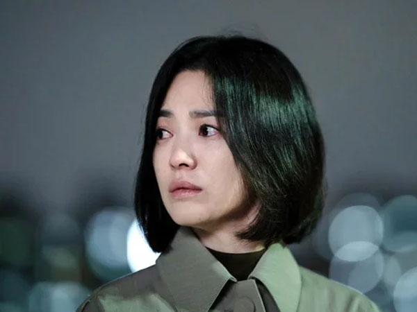 The Glory gây sốt nhưng Song Hye Kyo bị chê không xứng với Baeksang bởi gặp đối thủ 'khủng'