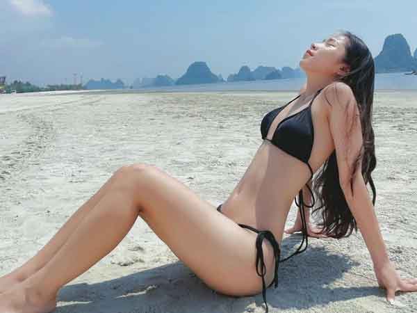 Nữ đội trưởng U20 Việt Nam sở hữu sắc vóc gây mê