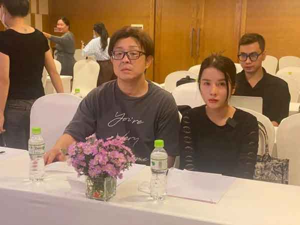 Bà Nhân Vlog tuyên bố đã nhắn tin riêng xin lỗi bác sĩ T nhưng kết quả lại 'không hòa giải được nữa'