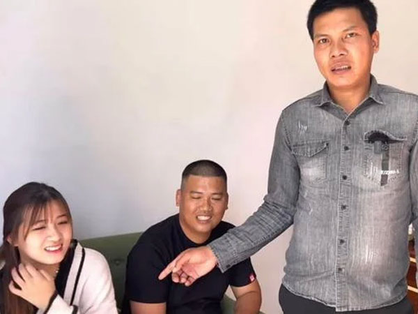 Lộc Fuho bất ngờ sao kê tiết lộ tiền lương của nhân viên, khoe thư ký mới và tuyển thêm vị trí bất ngờ