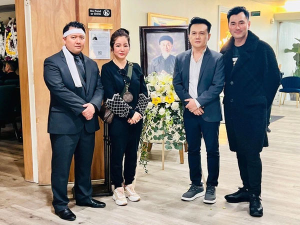 Tài Linh, Thúy Nga và các nghệ sĩ viếng NSND Diệp Lang ở Mỹ