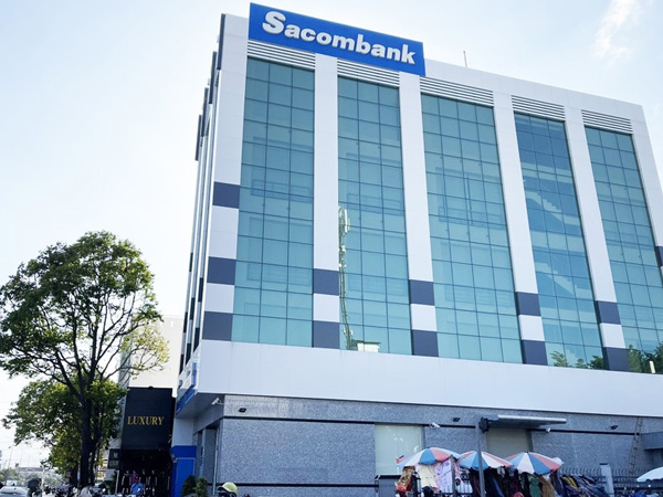 Vụ tiền gửi 'bốc hơi' tại Sacombank Cam Ranh: Còn nhiều khách hàng khác