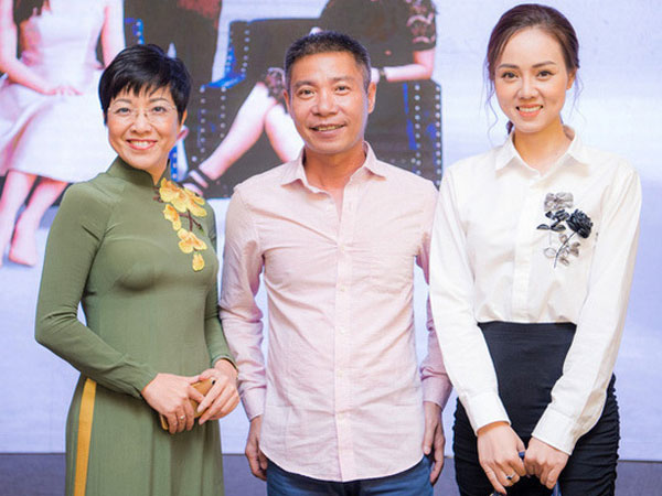 Văn minh như NSND Công Lý: Không ngại nhắc tên vợ mới - vợ cũ trên mạng xã hội