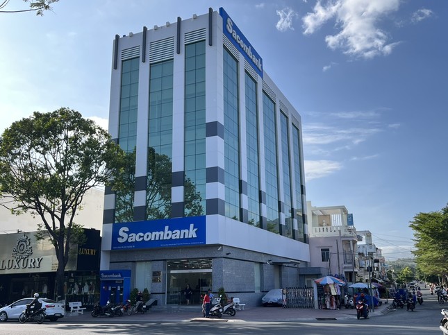 Vụ khách hàng tố bị 'bốc hơi' gần 47 tỉ trong tài khoản: Thông tin bất ngờ từ phía ngân hàng