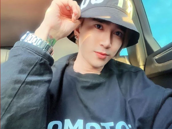 Chi Dân để lộ diện mạo khác lạ, netizen nghi ngờ nam ca sĩ đã đụng 'dao kéo'