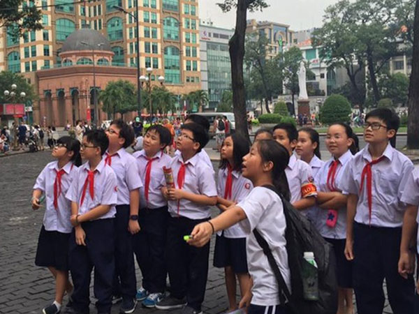TP HCM yêu cầu không tổ chức cho học sinh tiểu học đi trải nghiệm ngoài TP