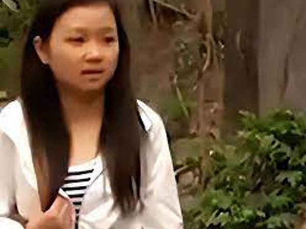 Dẫn chồng sắp cưới về thăm mộ bạn trai cũ nhưng không thấy phần mộ đâu, cô gái chết lặng khi biết sự thật