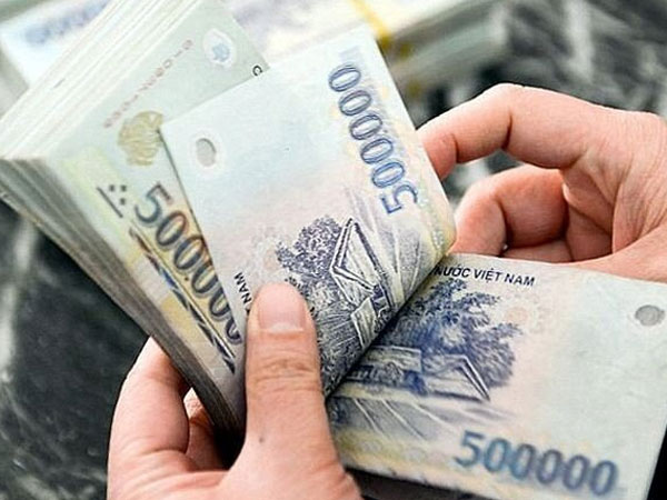 Thêm một 'nữ tướng' của tỷ phú Phạm Nhật Vượng nhận lương tiền tỷ