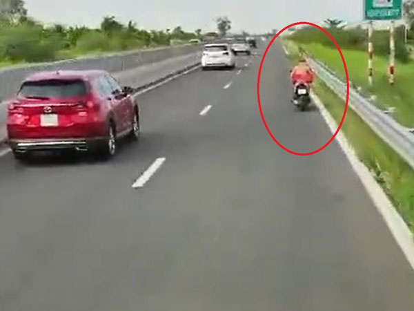 Tài xế xe tải chạy gần 20km, hộ tống xe máy đi lạc ra khỏi đường cao tốc