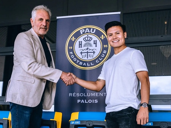 Kịch bản để Quang Hải chia tay Pau FC sang Tây Ban Nha