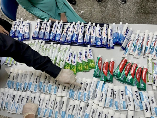 4 tiếp viên nghi vận chuyển ma túy từ Pháp về Việt Nam bị xem xét thôi việc