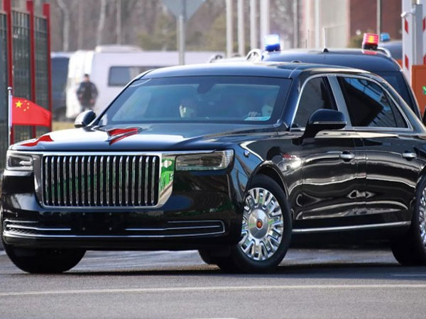 Cận cảnh chiếc limousine Hồng Kỳ được Chủ tịch Trung Quốc Tập Cận Bình sử dụng trong chuyến thăm Nga