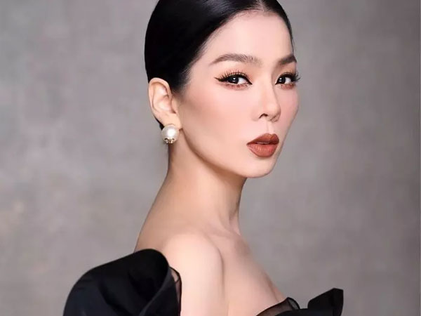 Thấy gì từ vụ Lệ Quyên chửi antifan là thần kinh, bại não?