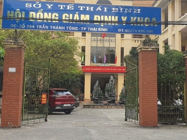 Bắt một Phó Giám đốc Trung tâm Pháp y tỉnh Thái Bình