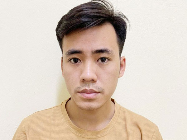 Dùng clip 'nóng' tống tiền bạn gái cũ, nam thanh niên bị bắt trước ngày cưới