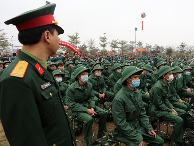 Bộ Quốc phòng trả lời kiến nghị rút ngắn thời gian tại ngũ từ 24 xuống 12 tháng