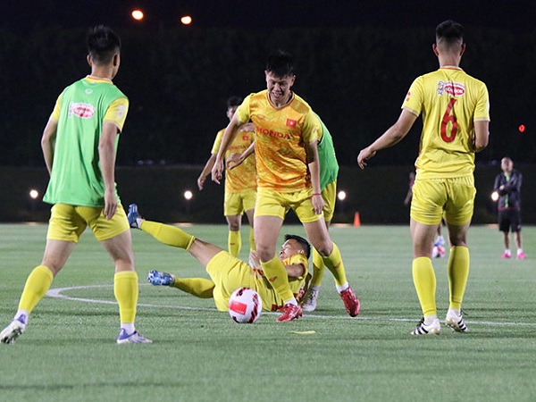Đội hình dự kiến U23 Việt Nam vs U23 UAE: Ai thay 2 cầu thủ bị thẻ đỏ?