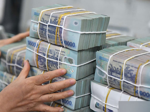 Đề xuất ngân hàng cho doanh nghiệp vay tiền để trả nợ trái phiếu