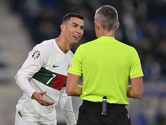 Ronaldo để lại hình ảnh xấu xí ở trận huỷ diệt Luxembourg