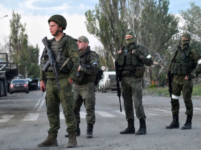 Nổ xe chỉ huy Nga ở Mariupol, Wagner tuyên bố thâu tóm nhà máy luyện kim Bakhmut