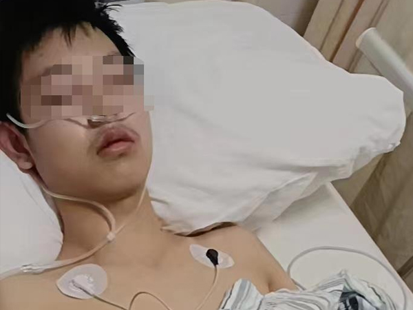 Sinh viên nuốt 2 viên pin vì cảm thấy chịu quá nhiều áp lực học tập