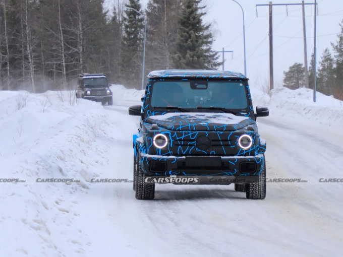 Phát hiện phiên bản điện của G-Class lăn bánh trên đường
