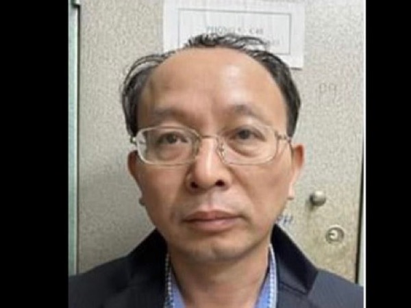 Vụ án gây thất thoát 3,8 triệu USD tại Công ty cổ phần Dược phẩm Cửu Long: 2 bị cáo được giảm án
