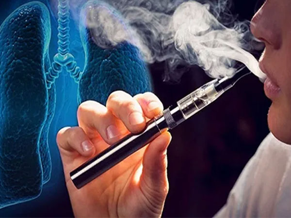 Học sinh tiểu học Hà Nội bị dụ hút thuốc lá điện tử, rủ thêm bạn được tiền