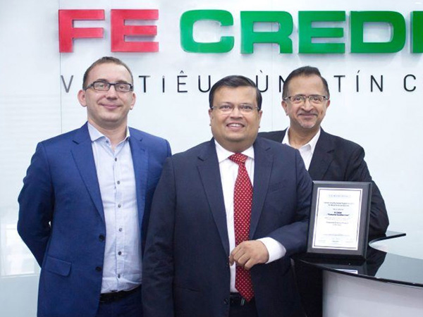 'Đối thủ' của Home Credit, 'gà đẻ trứng vàng' FE Credit hiện làm ăn ra sao?